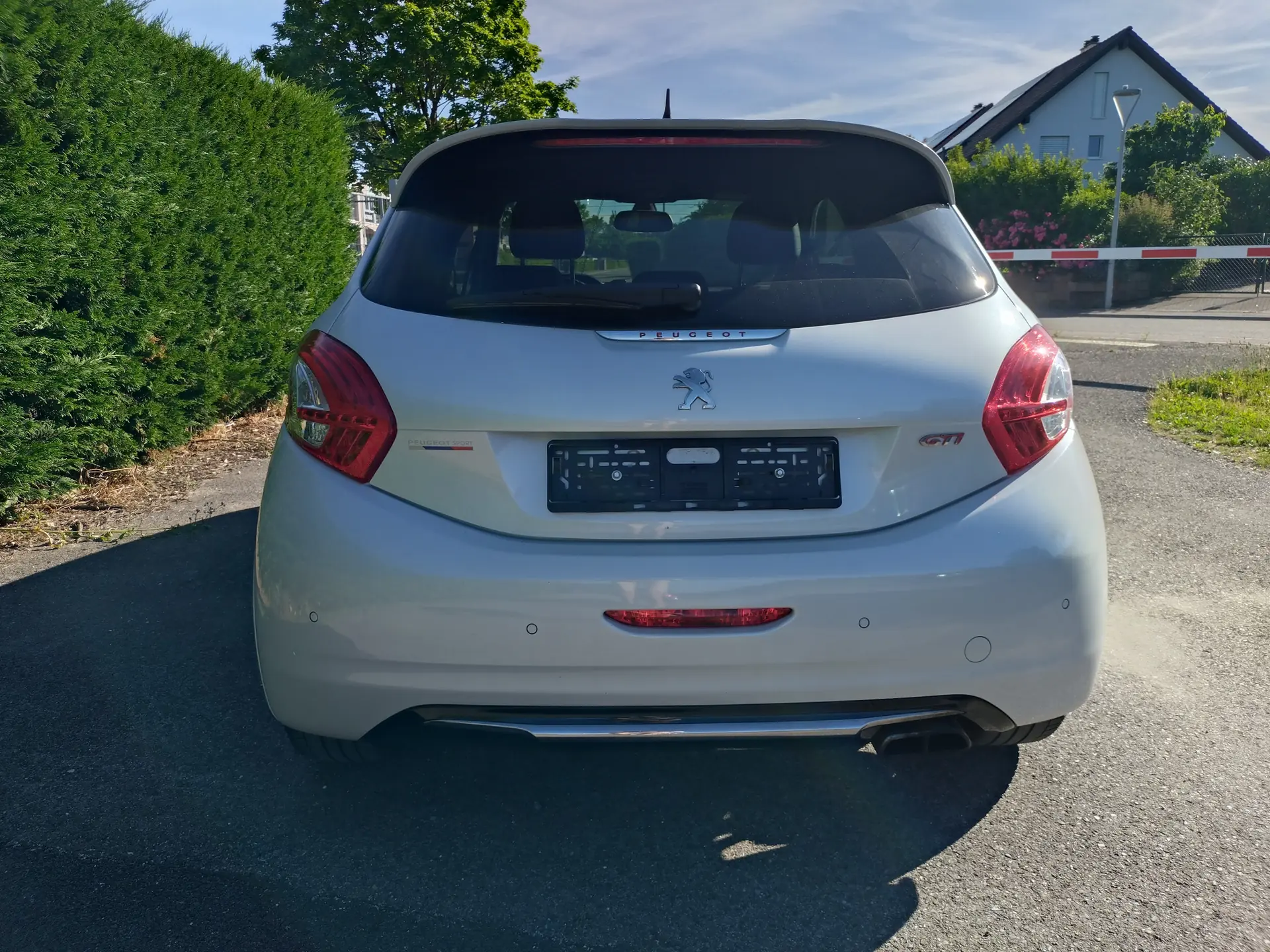 Peugeot 208 2015 occasion Gland — 3