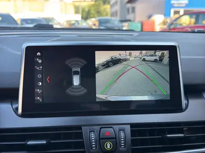 BMW 225xe Active Tourer — Monospace hybride rechargeable, technologie premium et faible consommation — Miniature 27