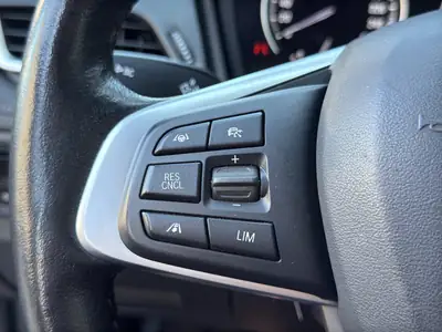 BMW 225xe Active Tourer — Monospace hybride rechargeable, technologie premium et faible consommation — Miniature 25