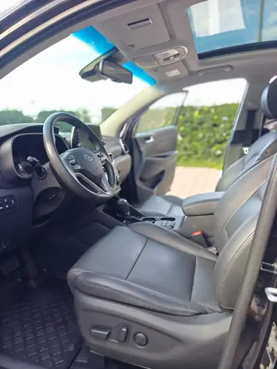 Hyundai Tucson 1.6 T-GDi Vertex 4WD — SUV polyvalent avec panoramique et caméra 360° — Thumbnail 8