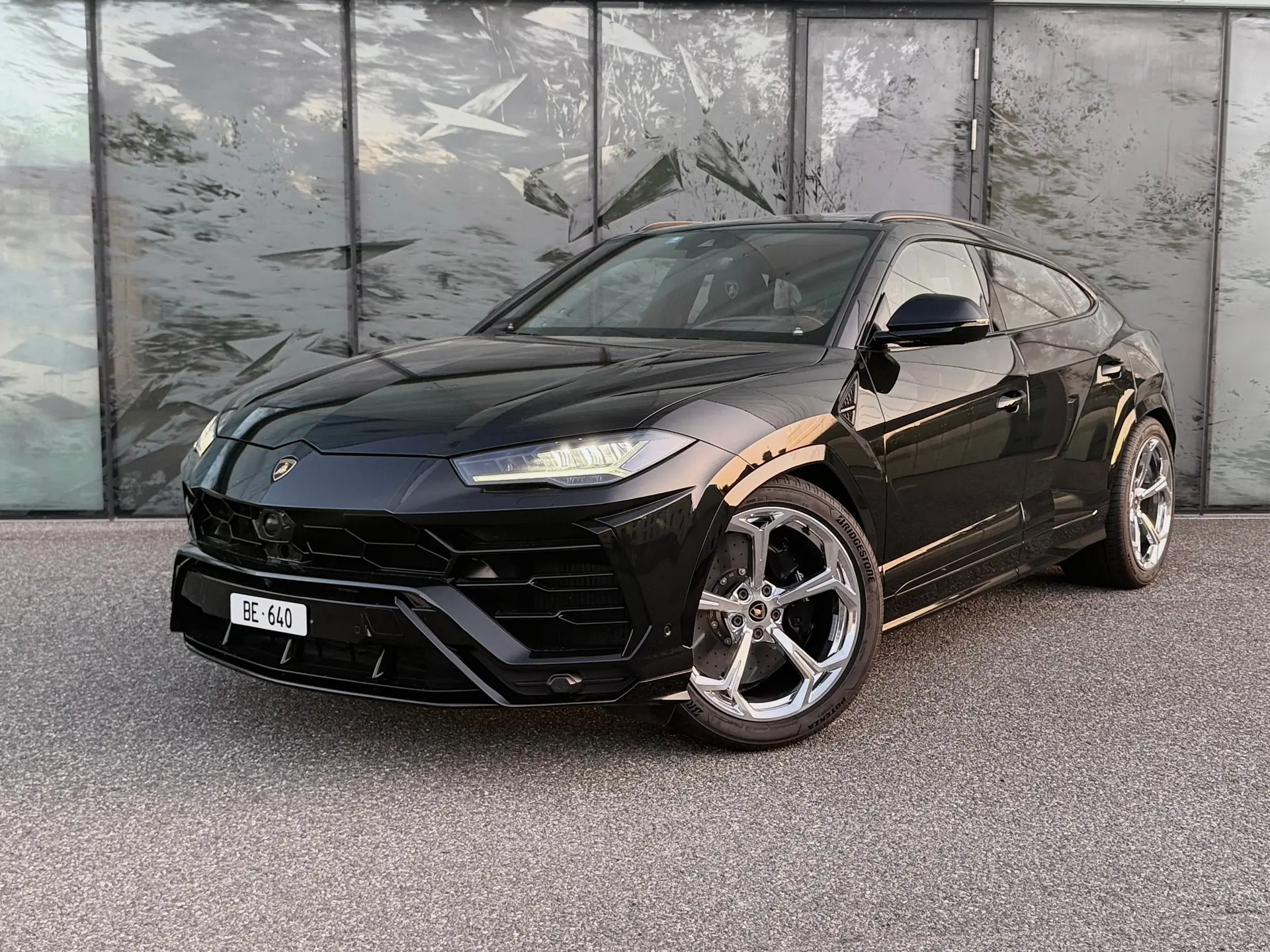Lamborghini Urus 4.0 MY2022 — SUV haute performance, 650 ch, kilométrage modéré — vista esterna