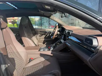 Lamborghini Urus 4.0 MY2022 — SUV haute performance, 650 ch, kilométrage modéré — Miniatura 7