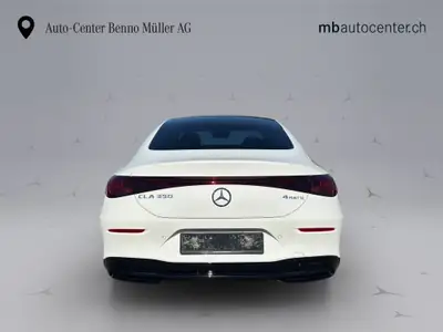 Mercedes-Benz CLA 350 Progressive 4Matic — Berline électrique premium, quasi neuve avec 20 km — intérieur