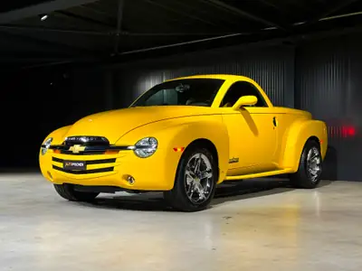 Chevrolet SSR Roadster V8 — Cabriolet américain 396 ch, moteur Corvette LSV8 — dettaglio
