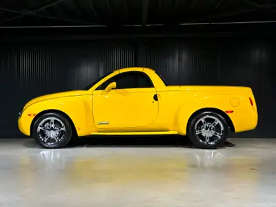 Chevrolet SSR Roadster V8 — Cabriolet américain 396 ch, moteur Corvette LSV8 — Miniatura 11