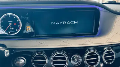 Mercedes-Maybach S 500 4MATIC — Berline de prestige, moteur V8 455 ch, kilométrage exceptionnel — Seitenansicht