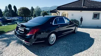 Mercedes-Maybach S 500 4MATIC — Berline de prestige, moteur V8 455 ch, kilométrage exceptionnel — Armaturenbrett