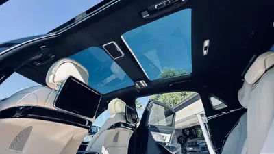 Mercedes-Maybach S 500 4MATIC — Berline de prestige, moteur V8 455 ch, kilométrage exceptionnel — Miniatur 16