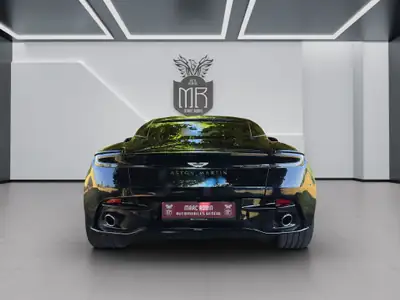 Aston Martin DB12 — Chef-d'œuvre britannique ultra-performant, 6'900 km seulement — dashboard