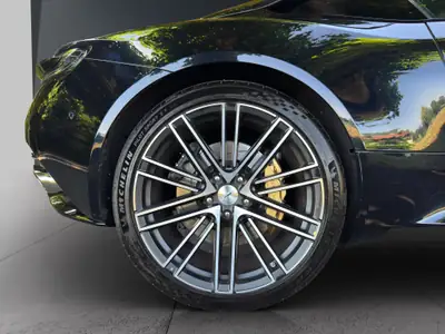 Aston Martin DB12 — Chef-d'œuvre britannique ultra-performant, 6'900 km seulement — Thumbnail 20