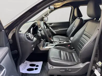 Mercedes-Benz X 350 d 4MATIC — Pickup premium diesel, 4x4 intégral et garantie constructeur — détail