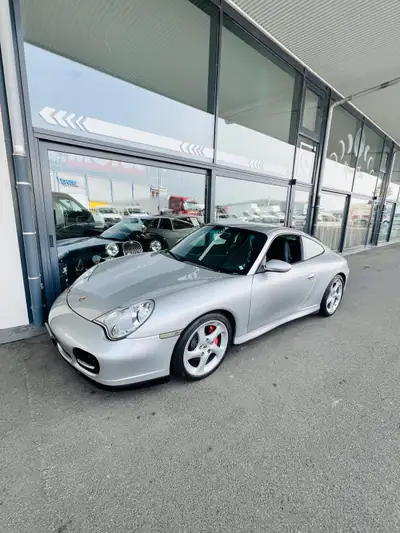 Porsche 911 Carrera 4 S 3.6 — Coupé sportif mythique, 160'000 km, sans sinistre — vue extérieure