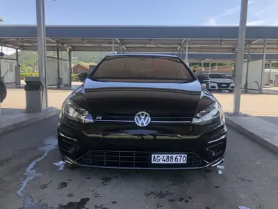 VW Golf 2.0 TSI R 310 DSG 4motion — Performance maximale, première main suisse — arrière