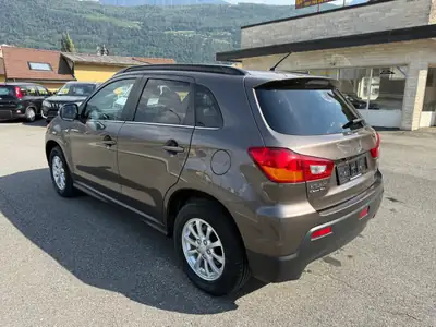 Mitsubishi ASX 1.8 DID Intense 4WD — SUV compact fiable, 47 300 km, 2 jeux de roues — Miniatura 8