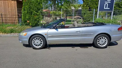 Chrysler Sebring 2.7 V6 24V — Cabriolet dynamique, moteur puissant et sans sinistre — Innenraum