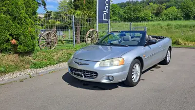 Chrysler Sebring 2.7 V6 24V — Cabriolet dynamique, moteur puissant et sans sinistre — Armaturenbrett