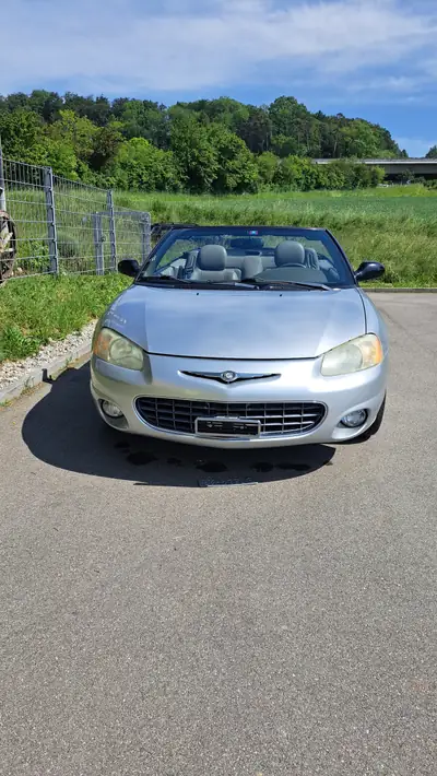 Chrysler Sebring 2.7 V6 24V — Cabriolet dynamique, moteur puissant et sans sinistre — Detail