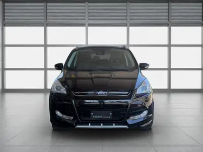 Ford Kuga 2.0 TDCi Carving 4WD — SUV robuste, traction intégrale et consommation maîtrisée — côté