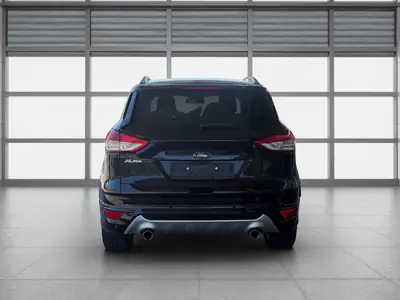 Ford Kuga 2.0 TDCi Carving 4WD — SUV robuste, traction intégrale et consommation maîtrisée — détail