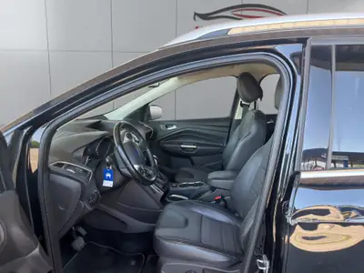 Ford Kuga 2.0 TDCi Carving 4WD — SUV robuste, traction intégrale et consommation maîtrisée — Miniature 9