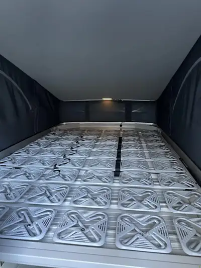VW T6.1 2.0 TDI 150 Ocean Liberty — Fourgon aménagé robuste, sans accident — détail