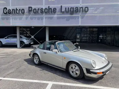 Porsche 911 SC 3.0 Targa 1982 — Icône des années 80, Oldtimer authentique — arrière