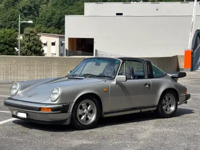 Porsche 911 SC 3.0 Targa 1982 — Icône des années 80, Oldtimer authentique — détail