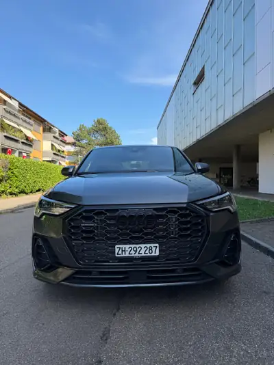 Audi Q3 Sportback 2.0 40 TDI S line — SUV coupé diesel performant, 15'300 km — vista esterna