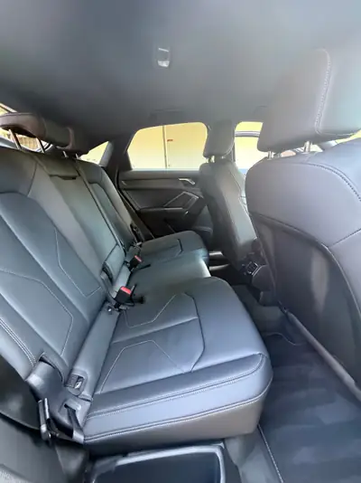 Audi Q3 Sportback 2.0 40 TDI S line — SUV coupé diesel performant, 15'300 km — Miniatura 10
