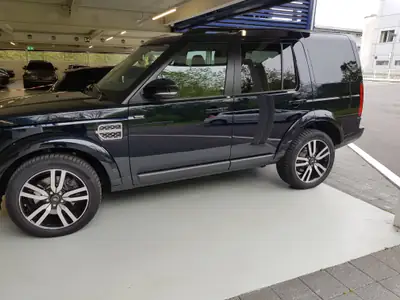 Land Rover Discovery 3.0 SDV6 256 — SUV 7 places robuste, 179'000 km — détail