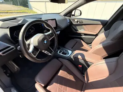 BMW 120d M Sport Steptronic — Berline dynamique, modèle 2024, très faible kilométrage — Miniatur 9