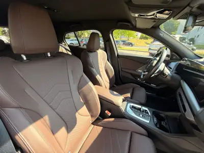 BMW 120d M Sport Steptronic — Berline dynamique, modèle 2024, très faible kilométrage — Miniatur 10