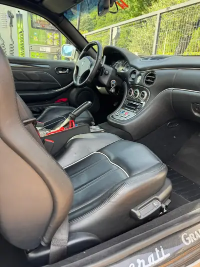 Maserati GranSport 4.2 V8 — Coupé sportif italien, 51'000 km seulement — Miniatur 9