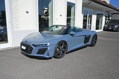 Audi R8 Spyder RWD S-Tronic — Superbe cabriolet 540 ch, 15'000 km seulement — vue extérieure