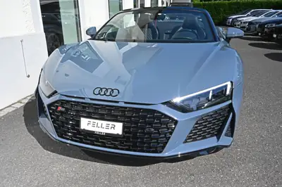 Audi R8 Spyder RWD S-Tronic — Superbe cabriolet 540 ch, 15'000 km seulement — intérieur