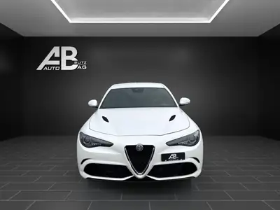 Alfa Romeo Giulia 2.9 V6 Quadrifoglio — 510 ch, berline sportive italienne d'exception — exterior view