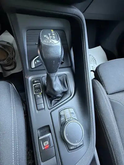 BMW X1 sDrive 20d xLine — SUV compact diesel, entretien à jour, garantie disponible — Miniature 22