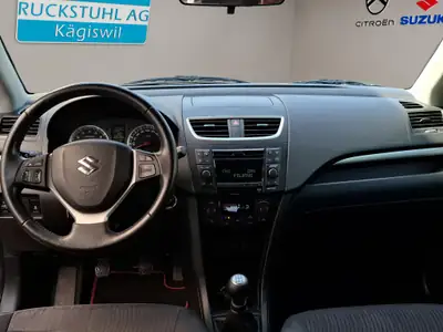 Suzuki Swift 1.2 GL Top — Citadine polyvalente 4x4, 240 000 km — Miniature 9