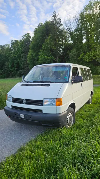 VW T4 2.5 TDI — Monospace 9 places robuste, sans sinistre — Armaturenbrett