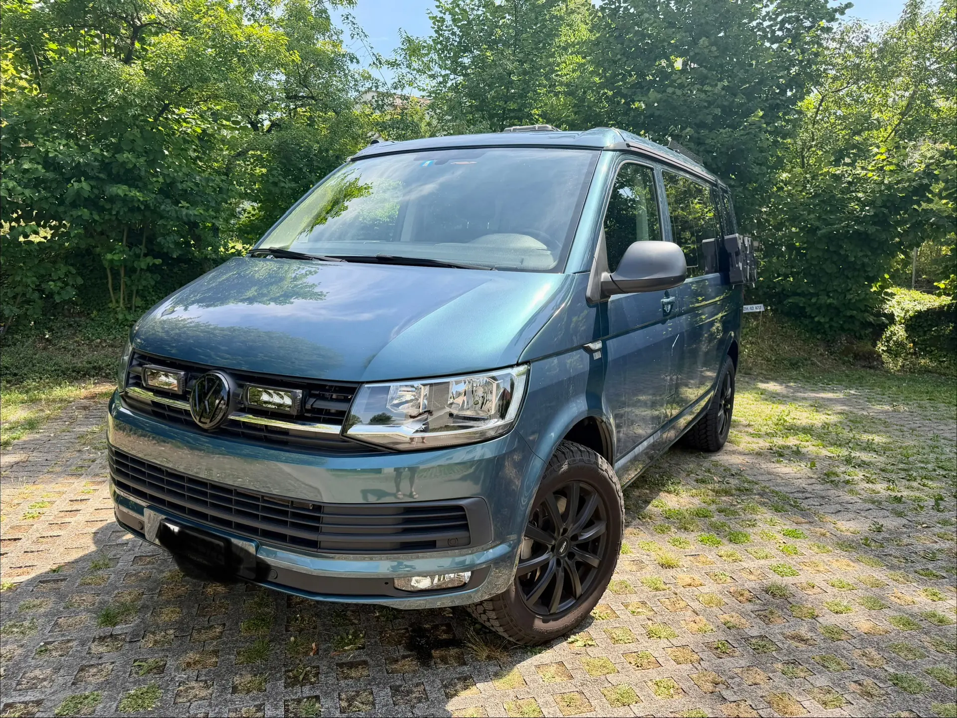 VW T6 California 4Motion — Camping-car intégral tout-terrain, prêt à l'aventure — Außenansicht