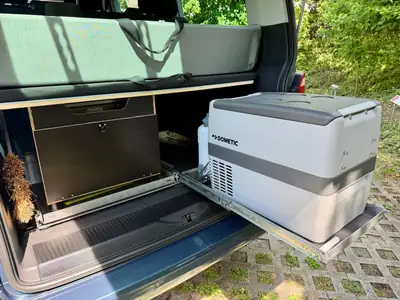 VW T6 California 4Motion — Camping-car intégral tout-terrain, prêt à l'aventure — Miniature 8