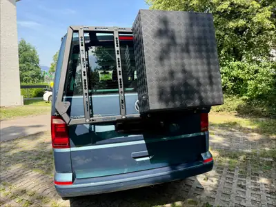 VW T6 California 4Motion — Camping-car intégral tout-terrain, prêt à l'aventure — Miniature 9