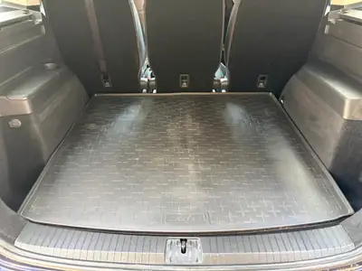 VW Touran 1.6 TDI DSG — Monospace 7 places, équipé Highline, pneus neufs — Miniatur 13