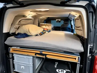 Mercedes-Benz Marco Polo Horizon 250 d — Camping-car premium 4MATIC, 70 000 km — Miniatur 7
