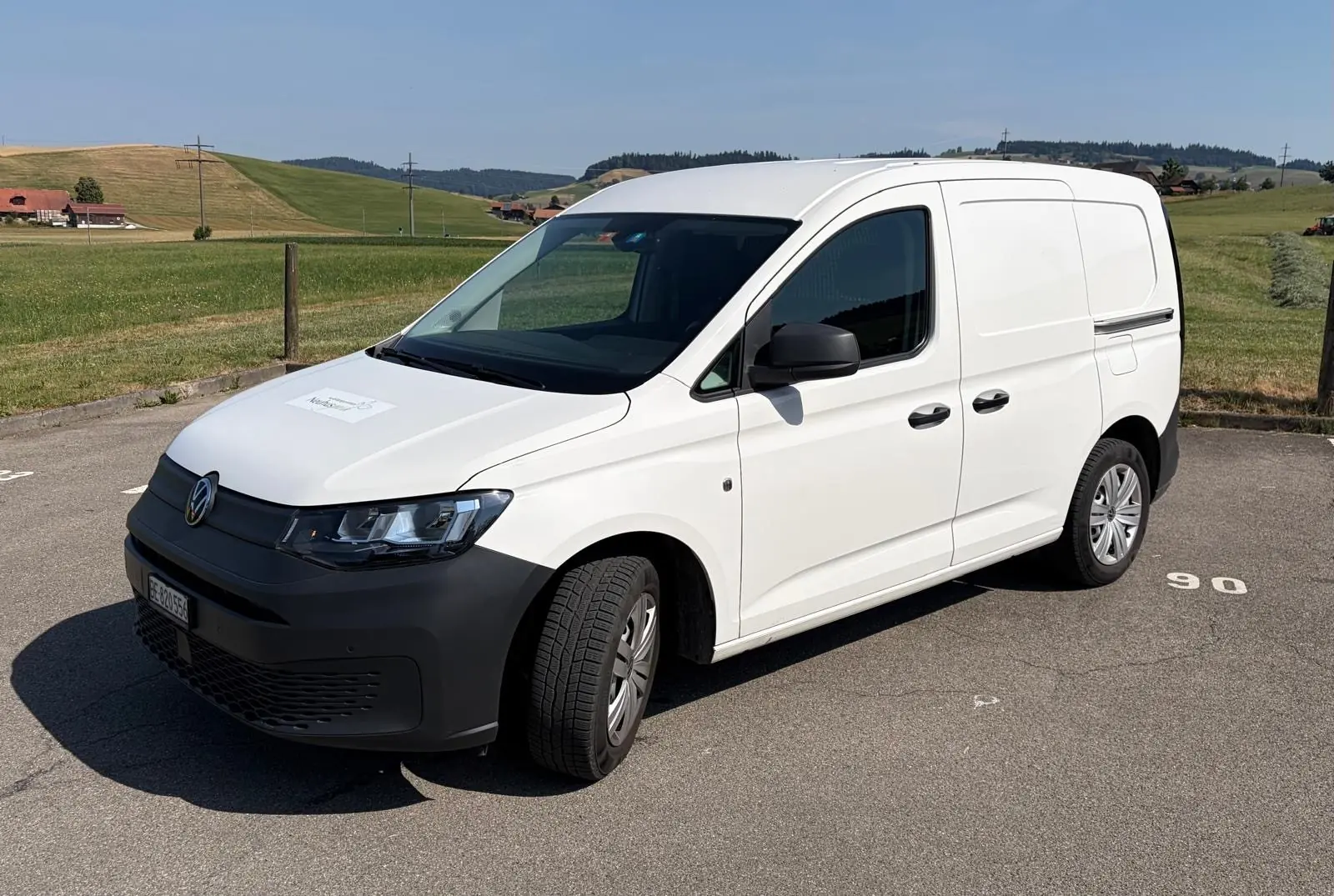 VW Caddy 1.5 TSI 114 DSG — Monospace pratique, faible kilométrage et sans sinistre — Außenansicht