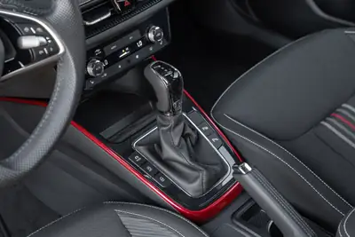 Skoda Fabia 1.5 TSI Monte Carlo — Citadine dynamique, garantie usine 5 ans — Miniatur 20