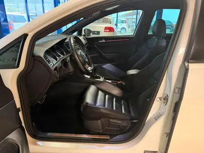 VW Golf 2.0 TSI GTI Performance DSG — Sportive dynamique, 230 ch et boîte auto — Miniatura 14