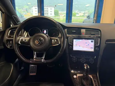 VW Golf 2.0 TSI GTI Performance DSG — Sportive dynamique, 230 ch et boîte auto — Miniatura 17