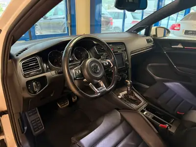 VW Golf 2.0 TSI GTI Performance DSG — Sportive dynamique, 230 ch et boîte auto — Miniatura 18