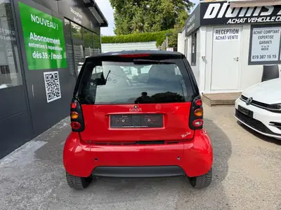 Smart Fortwo Pure 2003 — Citadine iconique, rouge métallisé, essence économique — vista posteriore